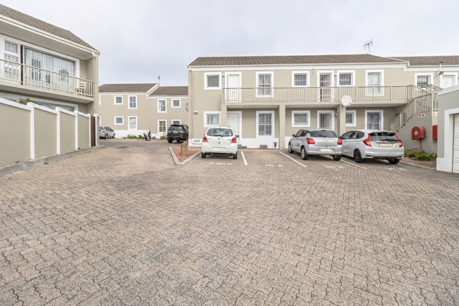 2 Bedroom Property for Sale in West Beach Western Cape